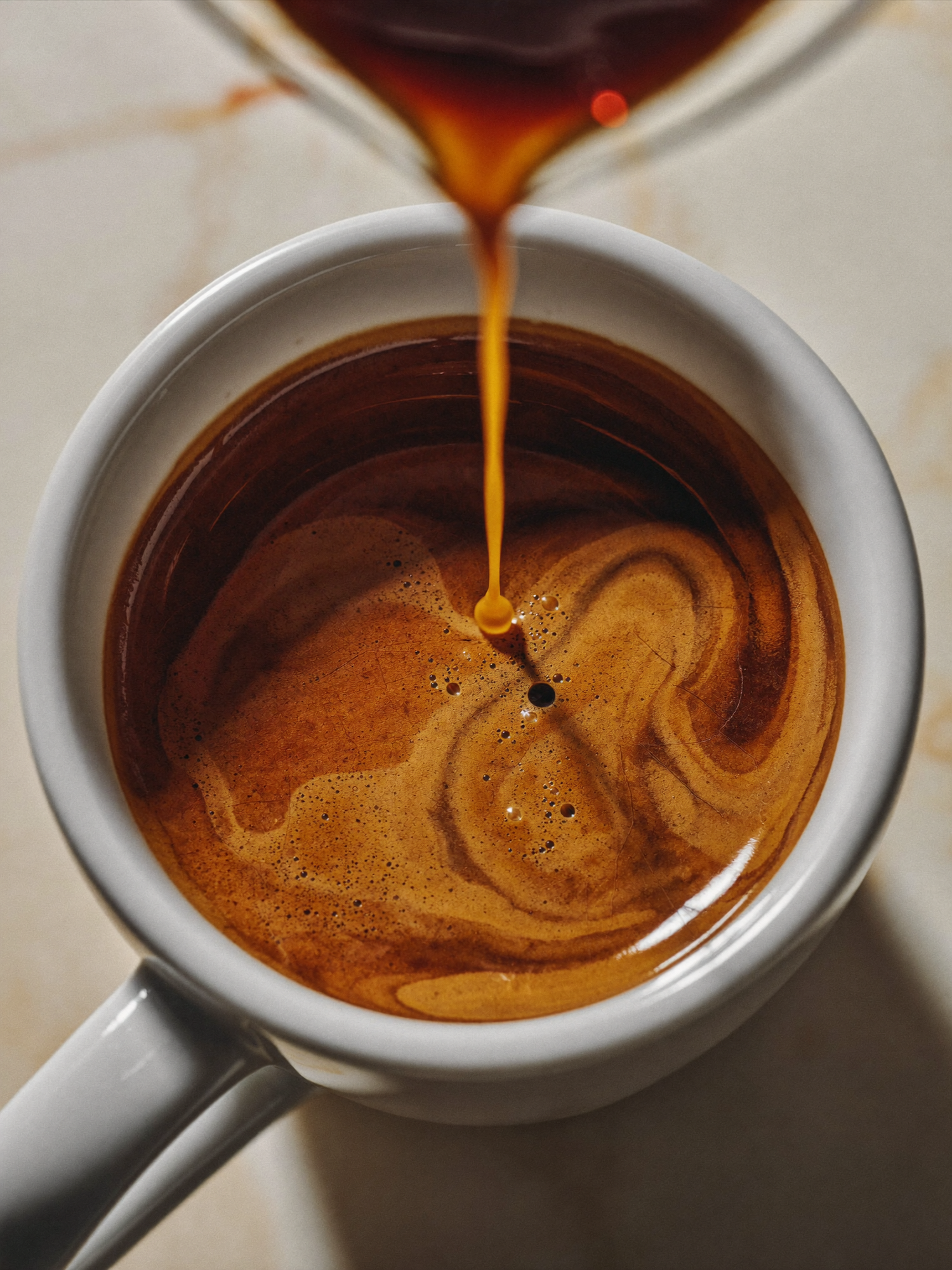 Espresso pour macro shot
